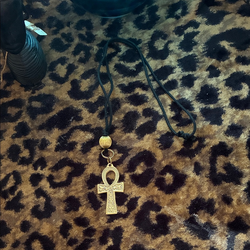 Unisex Gold Ankh Pendant Necklace
